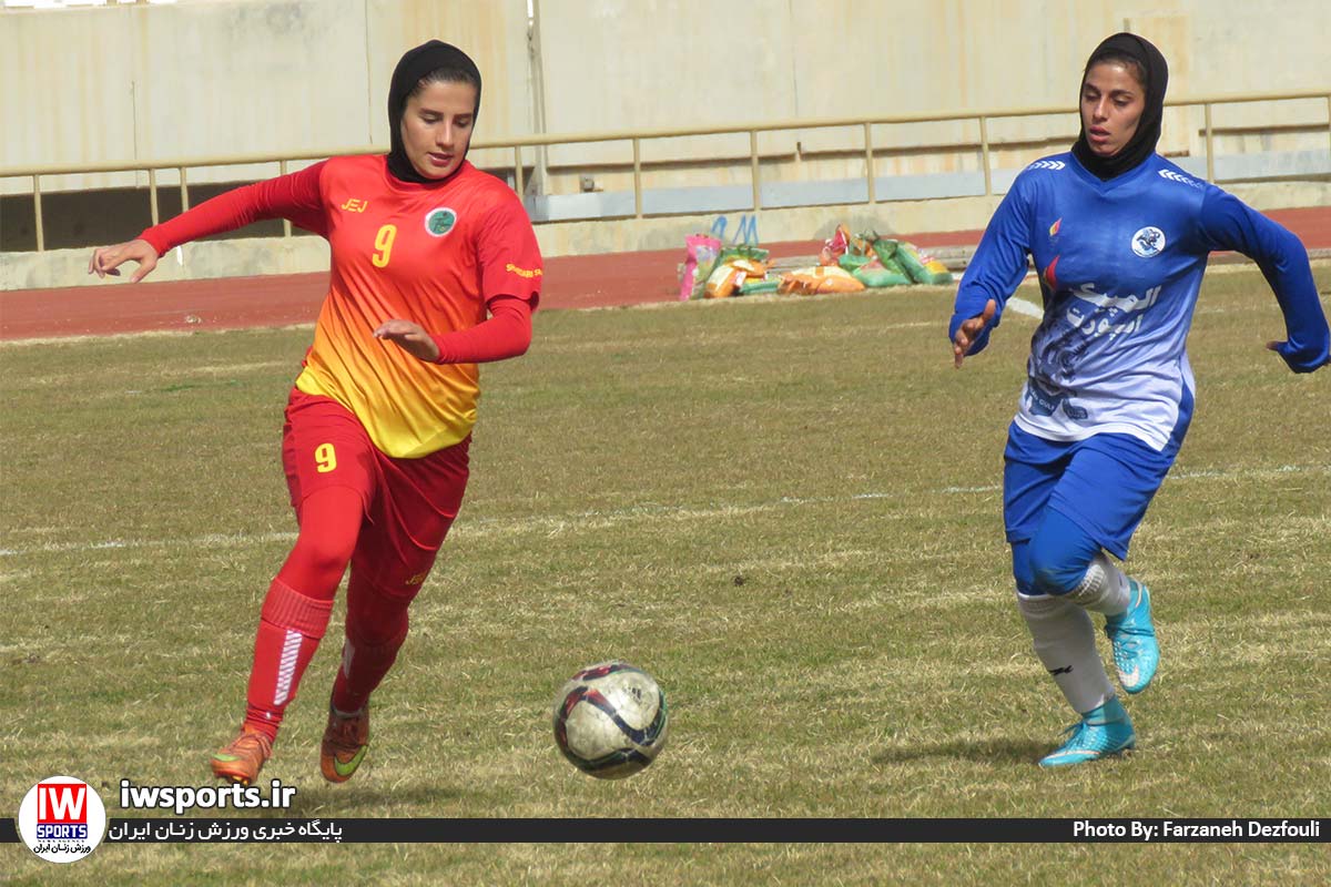 اتفاقات دیدار آذرخش و شهرداری سیرجان : از بی خبری مسئولان تا جا ماندن دختران از پرواز
