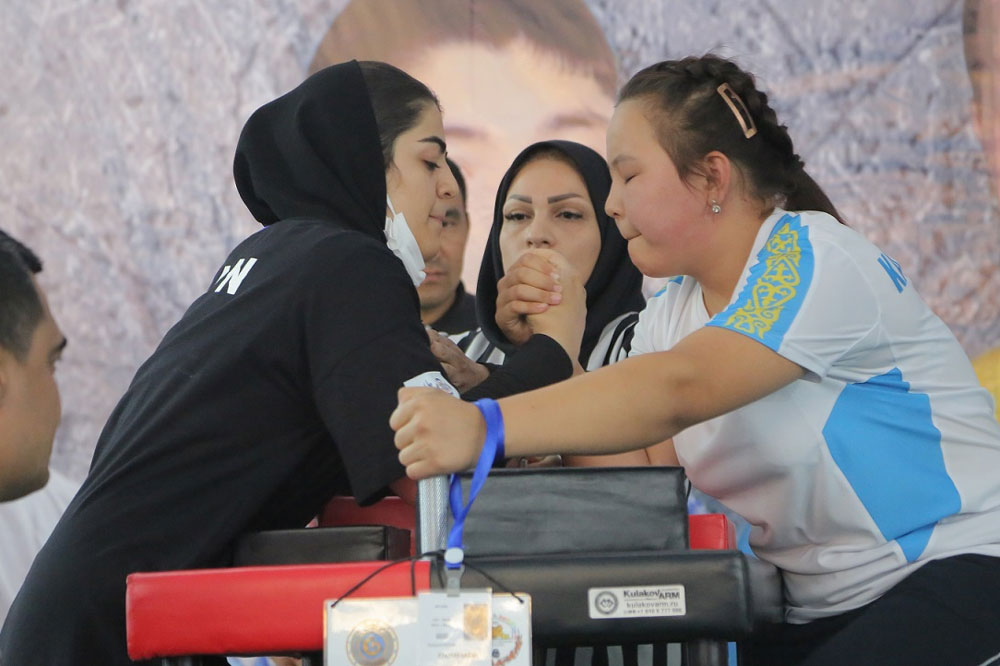 ۳ مدال دیگر بر گردن بهار بدیعی در مچ اندازی زنان آسیا