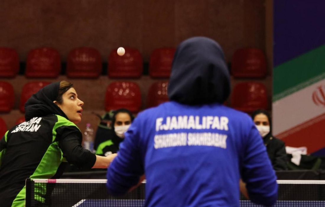 مهشید اشتری و ندا شهسواری با پیروزی آغاز کردند