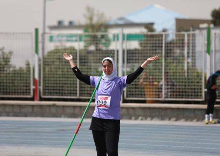 مانا حسینی در جایگاه چهارم پرتاب نیزه ایستاد