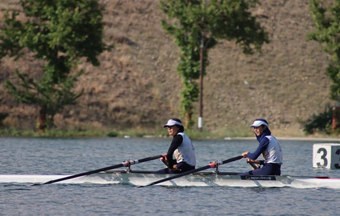 دانشگاه آزاد جام لیگ رویینگ را بالای سر برد