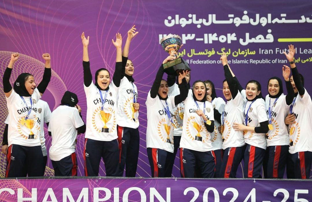 آوانا مشهد و مس کرمان لیگ برتری شدند